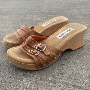 Steve Madden “Brat” sandals